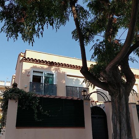 Vila Lydia Cambrils Kültér fotó